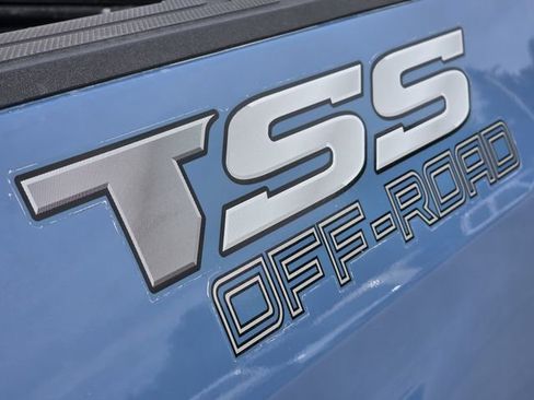 Used 2019 Toyota Tundra SR5 w/ SR5 Upgrade Package RWD image 9