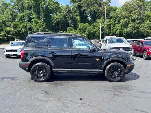 Used 2025 Ford Bronco Sport Badlands AWD/4WD image 4