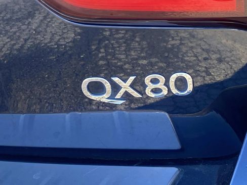 Used 2019 INFINITI QX80 Luxe w/ 22" Wheel Package image 8
