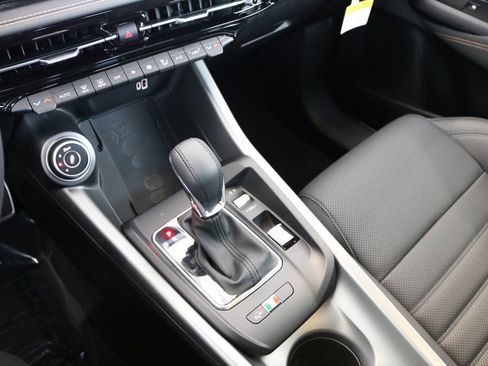 New 2025 Alfa Romeo Tonale w/ Premium Package image 51