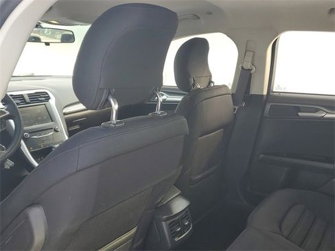 Used 2013 Ford Fusion SE image 9