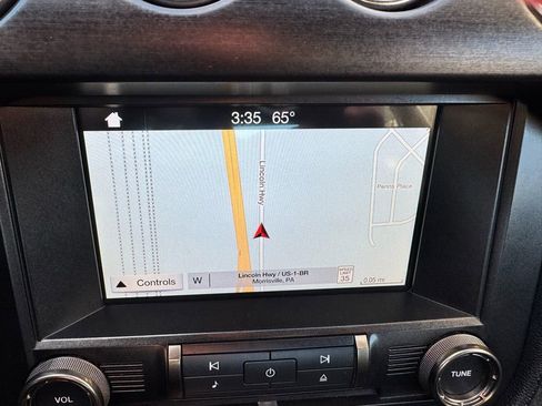 Used 2017 Ford Mustang Shelby GT350 image 22