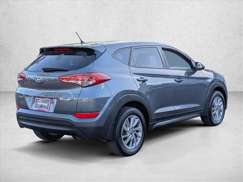 Used 2018 Hyundai Tucson SE FWD image 5