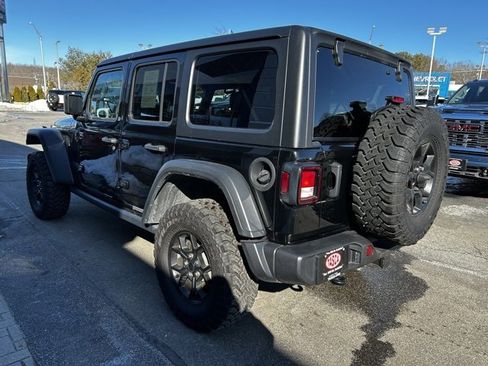 Used 2024 Jeep Wrangler Willys image 4