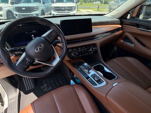 Used 2024 INFINITI QX60 Sensory AWD/4WD image 4