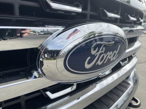 New 2026 Ford F250 Lariat w/ Lariat Premium Package image 30