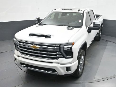 Used 2024 Chevrolet Silverado 3500 High Country w/ High Country Premium Package image 32