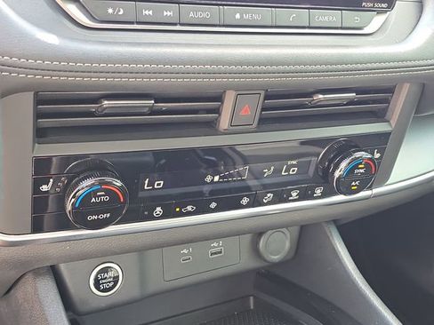 Certified 2023 Nissan Rogue SV w/ SV Premium B Package FWD image 26