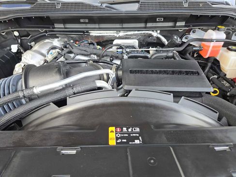 Certified 2025 Chevrolet Silverado 3500 High Country w/ Technology Package image 27