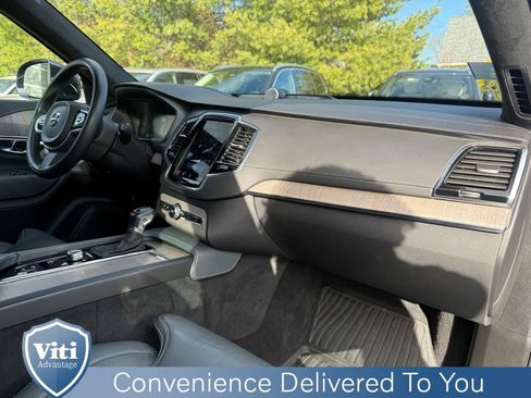 Certified 2022 Volvo XC90 T6 Inscription w/ Lounge Package image 30