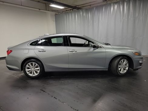 Used 2024 Chevrolet Malibu LT FWD image 9