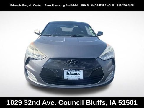 Used 2012 Hyundai Veloster w/ Style Pkg FWD image 2