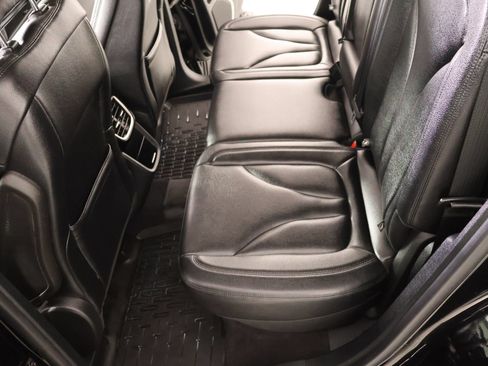 Used 2023 Lincoln Nautilus AWD w/ Premium Package image 12