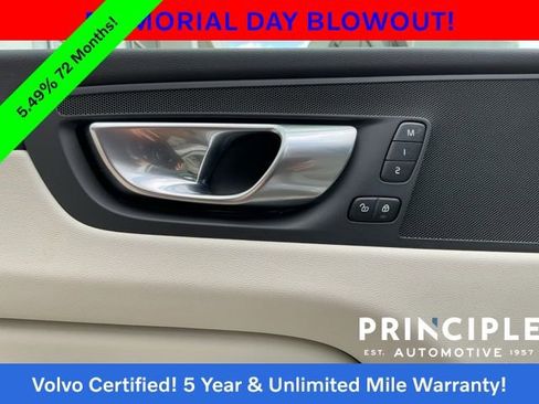 Certified 2023 Volvo XC60 B5 Plus w/ Climate Package AWD/4WD image 29