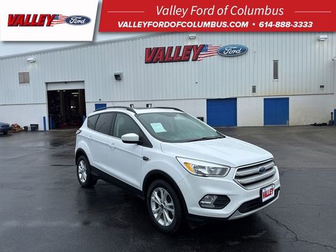 Used 2018 Ford Escape SE AWD/4WD image 1