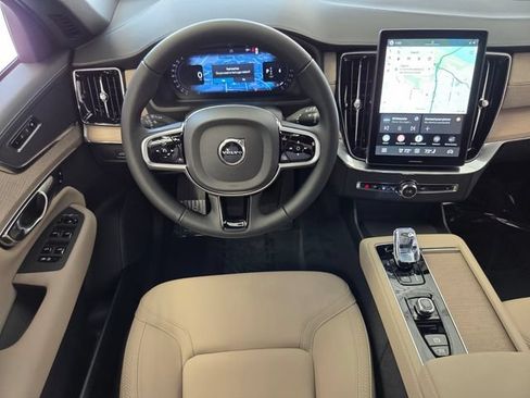 New 2026 Volvo XC90 B6 Plus w/ Protection Package Premier AWD/4WD image 15