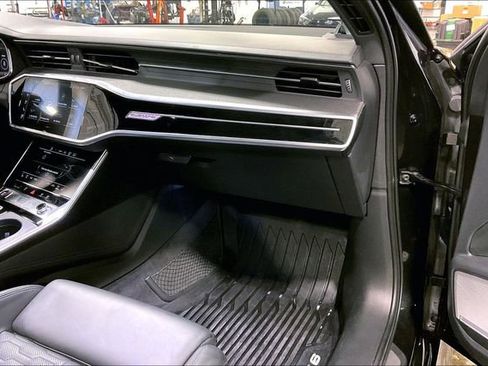 Certified 2024 Audi RS 6 performance image 16