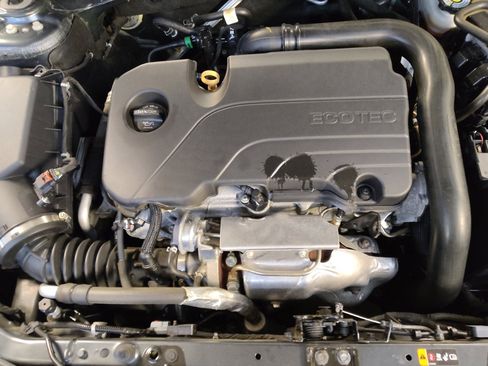 Used 2021 Chevrolet Malibu LT w/ Leather Package image 30