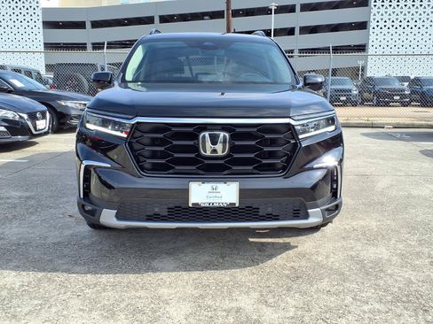Used 2025 Honda Pilot Touring image 20