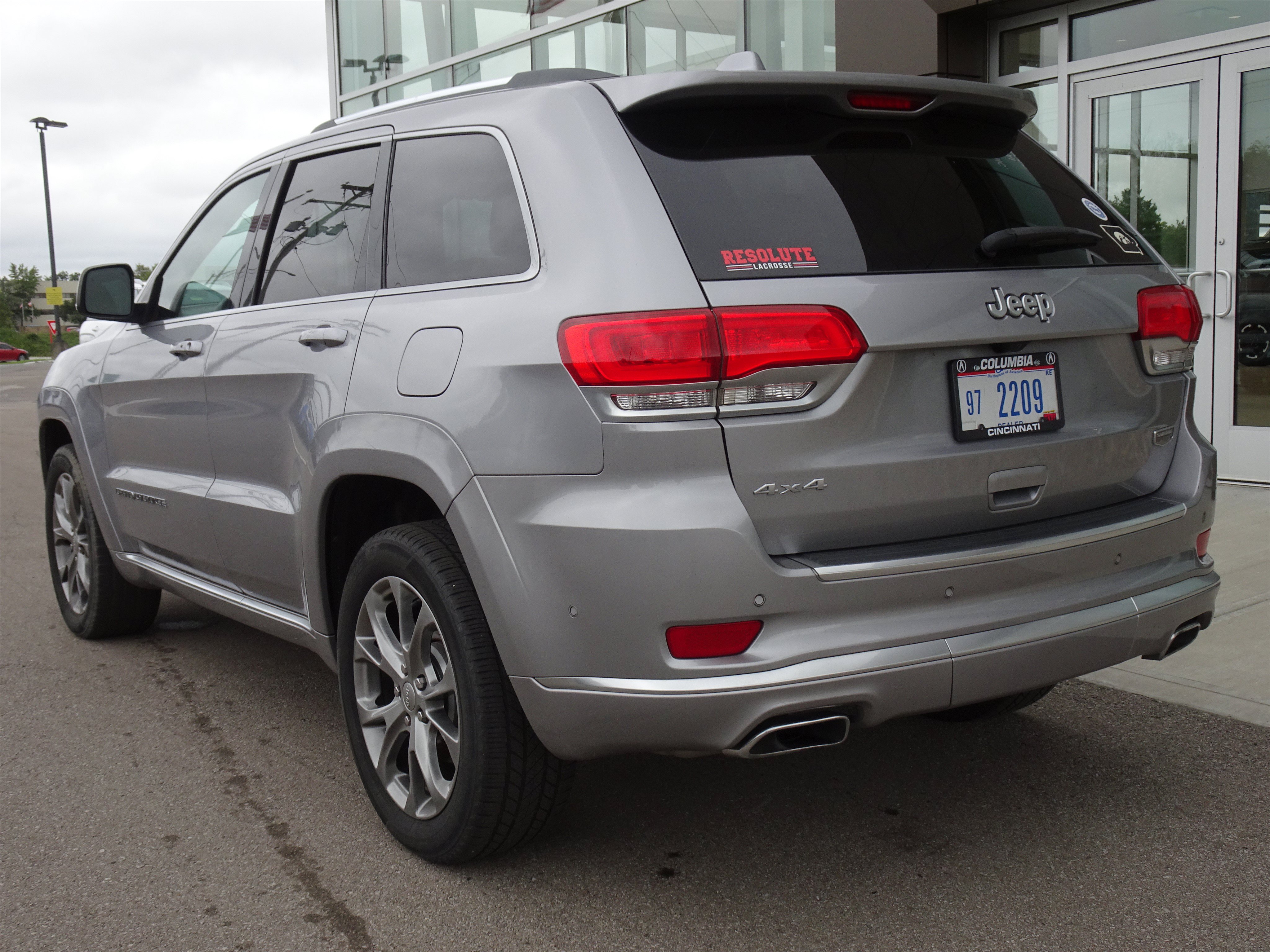 Used 2021 Jeep Grand Cherokee Summit w/ Platinum Series Group AWD/4WD image 3