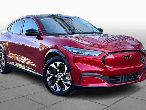 Used 2023 Ford Mustang Mach-E Premium image 2