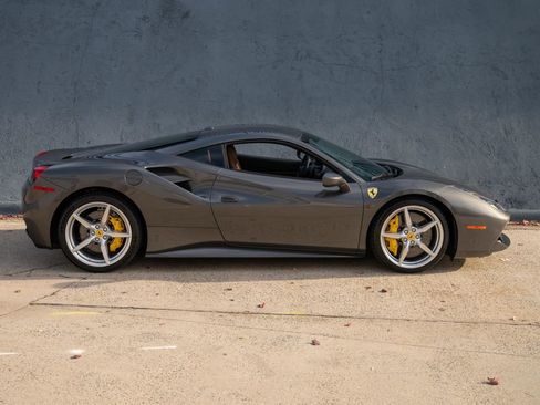 Certified 2016 Ferrari 488 GTB image 6