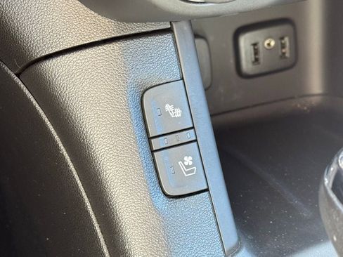 Used 2019 GMC Acadia Denali w/ Technology Package image 40