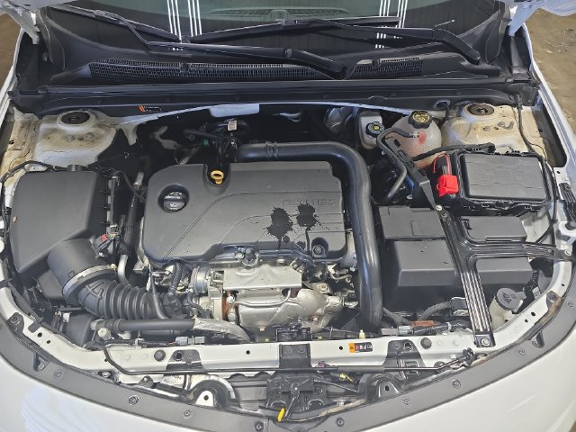 Used 2018 Chevrolet Malibu LT FWD image 28
