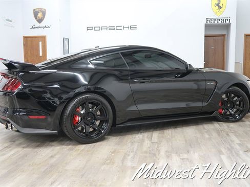 Used 2017 Ford Mustang Shelby GT350 RWD image 6