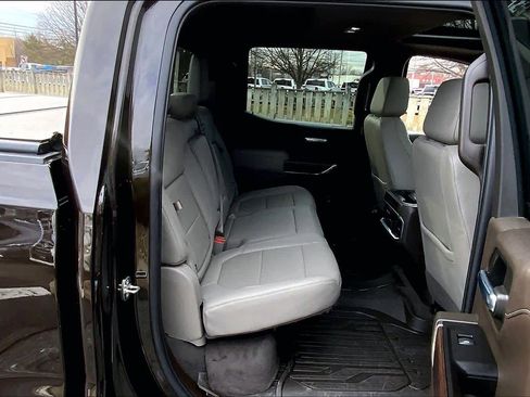 Used 2020 GMC Sierra 1500 SLT w/ SLT Premium Plus Package image 19