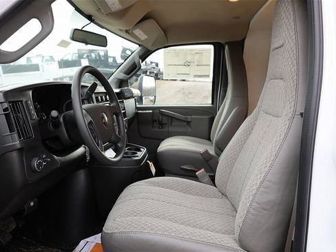 New 2026 Chevrolet Express 3500 w/ Power Convenience Package image 29