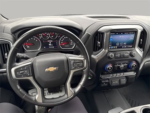 Used 2020 Chevrolet Silverado 2500 LT w/ Convenience Package image 9