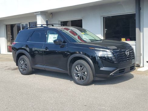 New 2026 Nissan Pathfinder SV image 24