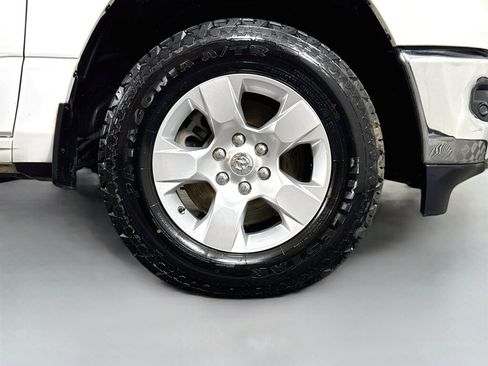 Used 2019 RAM 1500 Big Horn AWD/4WD image 50