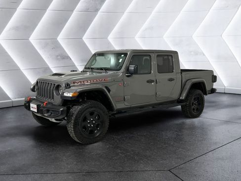 Used 2023 Jeep Gladiator Mojave w/ Trailer Tow Package image 3