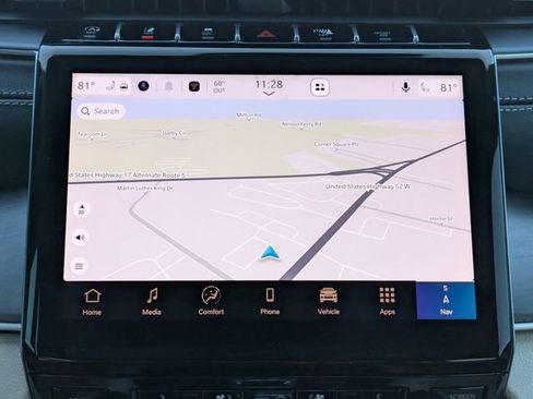 New 2025 Jeep Grand Cherokee Limited w/ Luxury Tech Group II RWD image 22