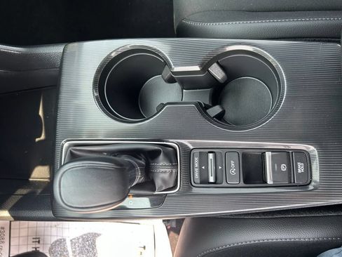 Used 2025 Honda Civic Sport image 30
