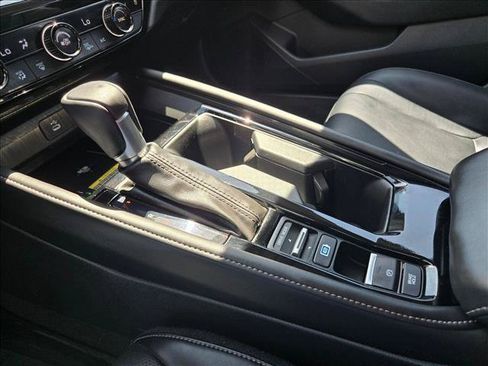 Used 2024 Honda Accord Touring image 14