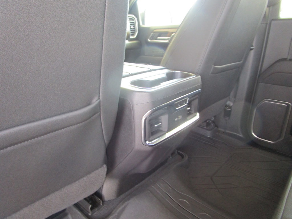 Used 2023 Chevrolet Silverado 1500 High Country w/ High Country Premium Package AWD/4WD image 26