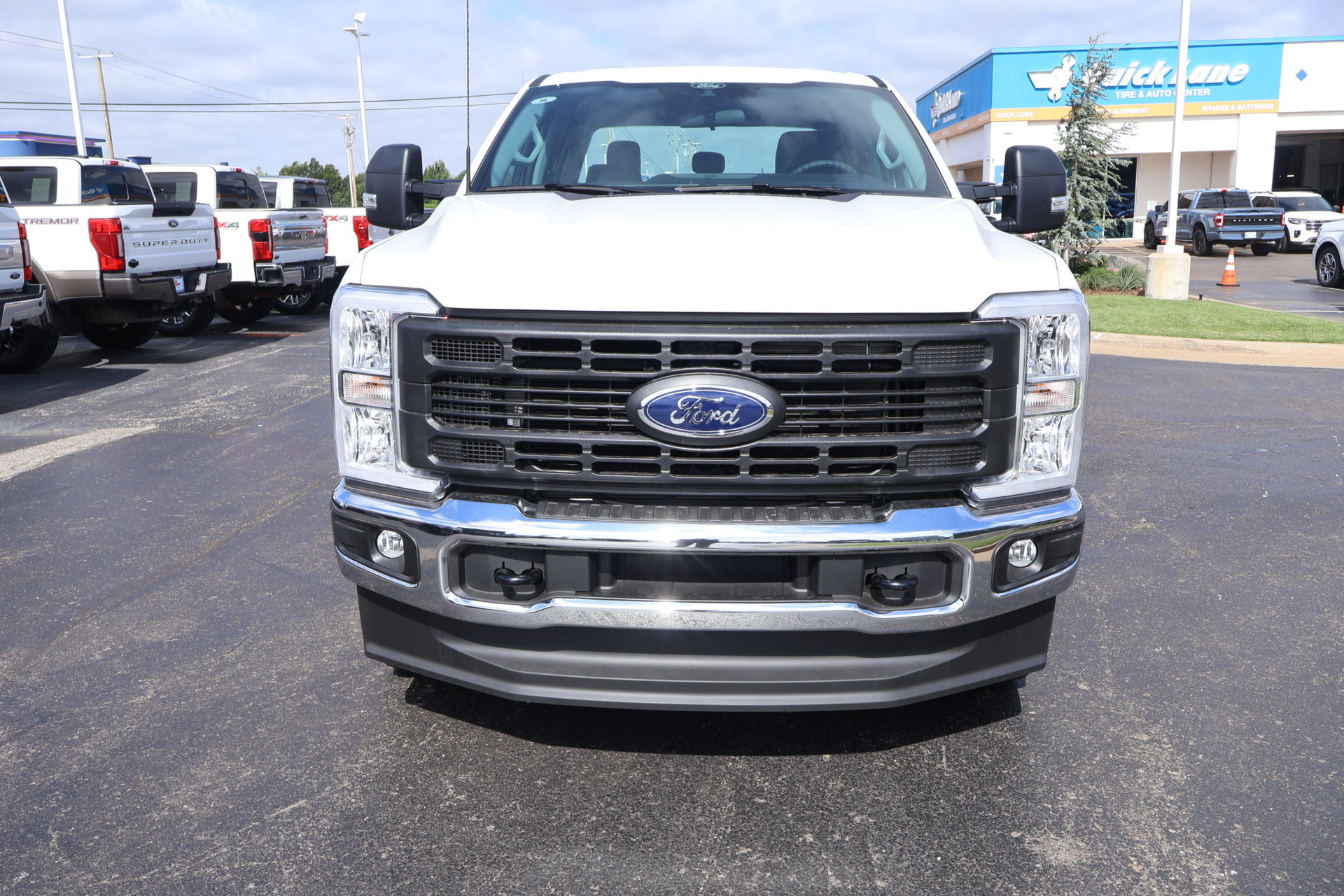 New 2026 Ford F250 XL w/ XL Driver Assist Package AWD/4WD image 8