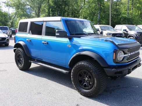 Used 2024 Ford Bronco Wildtrak AWD/4WD image 9