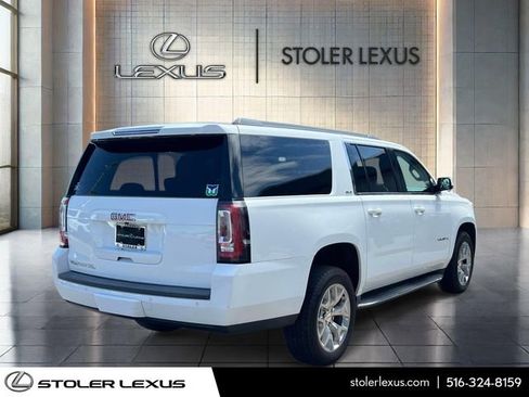 Used 2018 GMC Yukon XL SLE w/ SLE Value Package AWD/4WD image 4
