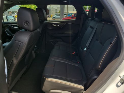 Used 2021 Chevrolet Blazer Premier w/ Driver Confidence II Package FWD image 16