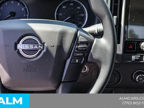 Certified 2025 Nissan Frontier SV RWD image 31