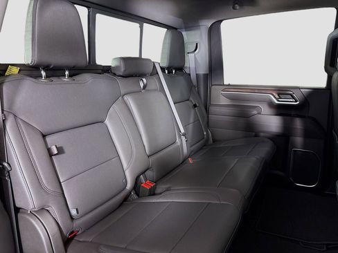 New 2025 GMC Sierra 3500 SLT w/ SLT Convenience Package image 28