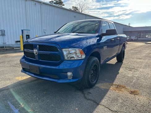Used 2017 RAM 1500 Express image 1
