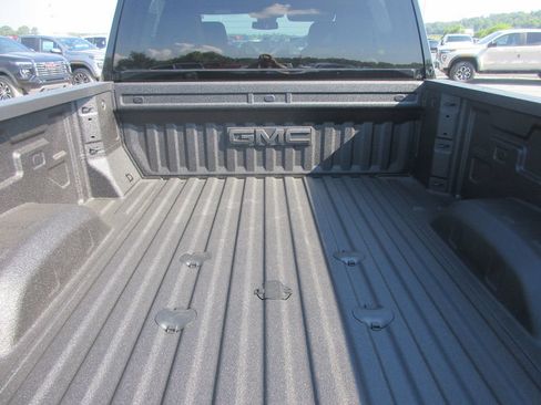 New 2026 GMC Sierra 2500 AT4 AWD/4WD image 6