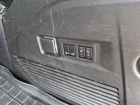 Used 2023 Chevrolet Tahoe Premier w/ Texas Edition image 13