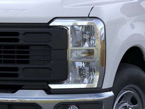 New 2025 Ford F350 XL w/ XL Driver Assist Package image 18