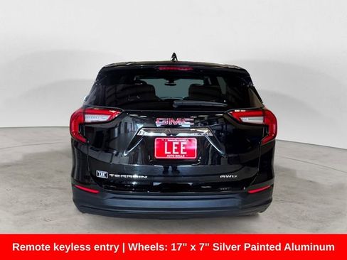 Used 2024 GMC Terrain SLE AWD/4WD image 5
